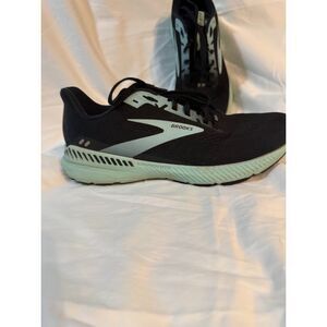 Brooks Launch GTS 8 Black size  9.5 womens